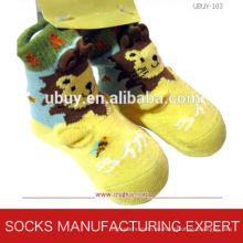 Mode-3D-Muster von Babysocken (UBUY-103)